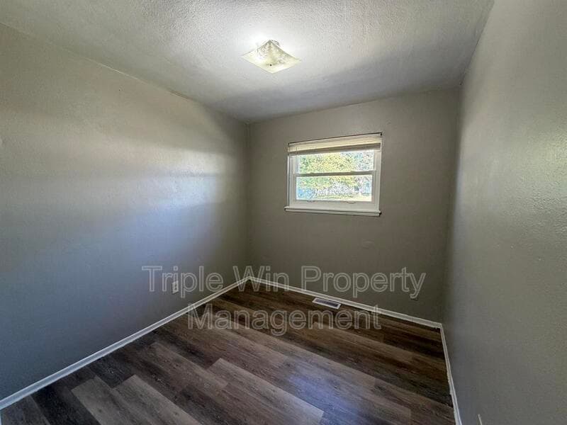Hazlewood House: 8314 Richwood Ln.