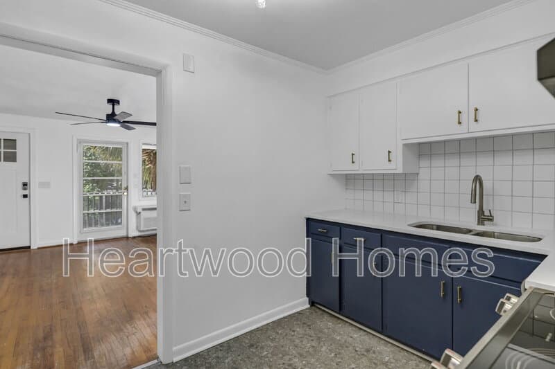 Columbia Condo: 934 Laurens Street
