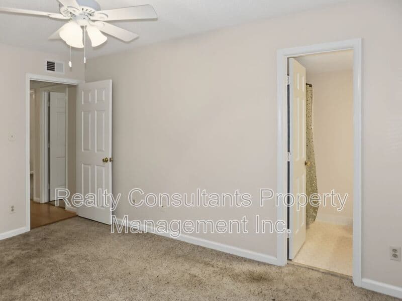 Greensboro House: 4610 Lawndale Drive