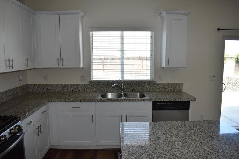 Merced House: 4297 Freemark Avenue