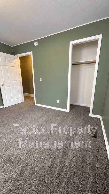 North Mankato Condo: 110 Wheeler Ave