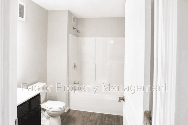 Belle Plaine Apartment: 561 Elk Street South