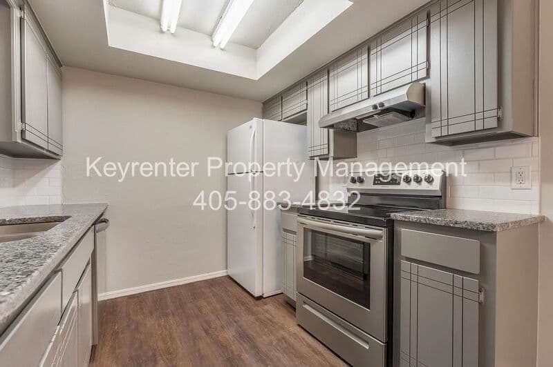 Oklahoma City Condo: 9016 - 9020 N Rockwell Dr