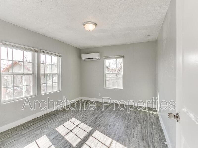 Oklahoma City Townhome: 1231 North Grand Boulevard
