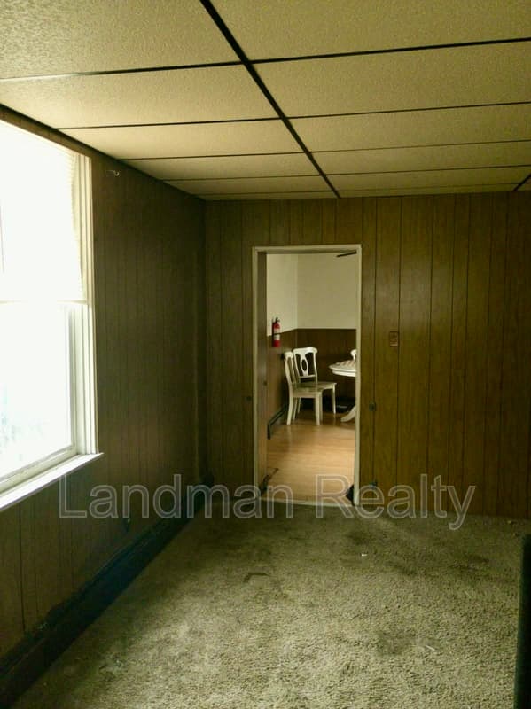 McKees Rocks Condo: 329 Campbell Street - 1