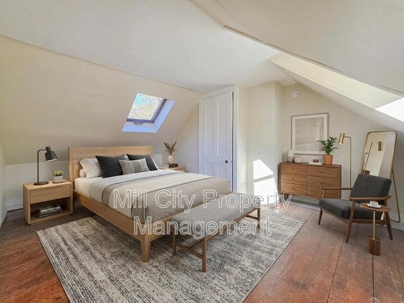 Bennington Condo: 30-32 Main Street - 32