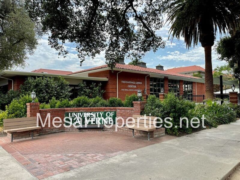 La Verne House: 2704 Park Ave