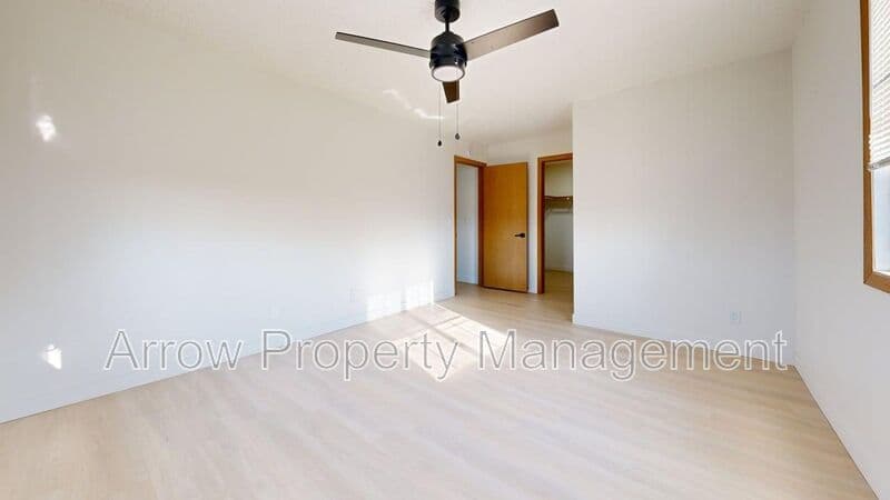 Bismarck House: 2141 Xavier-316