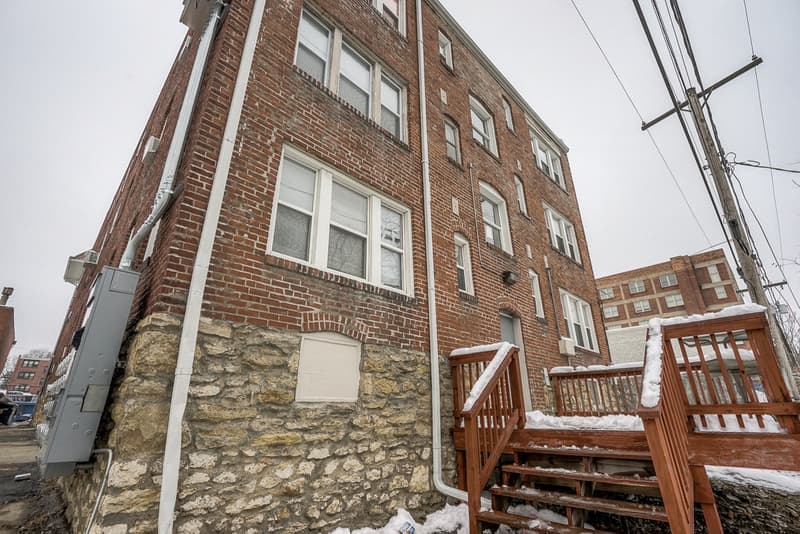Kansas City Condo: 3721 Broadway Blvd - 1