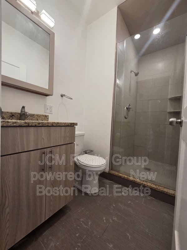 Chelsea Condo: 9 Sixth Street