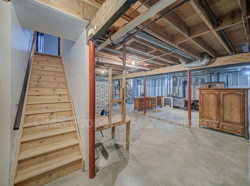 Morganville House: 17 Bauers Ln