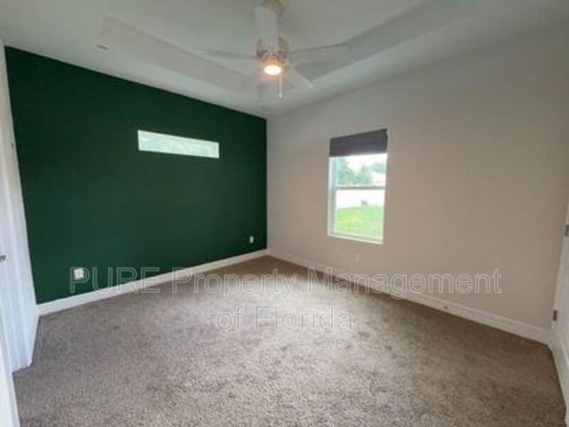 Ocala House: 13831 Sw 33rd Terr