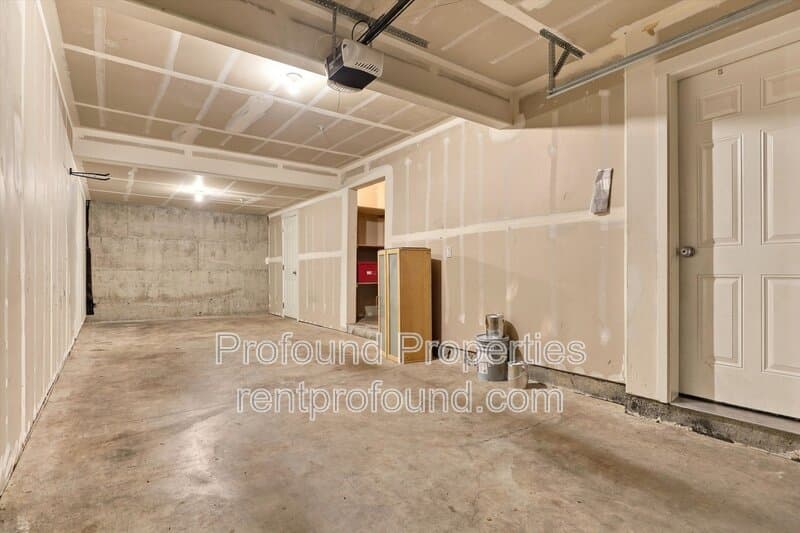 Beaverton Condo: 8630 SW 147th Terrace - 103