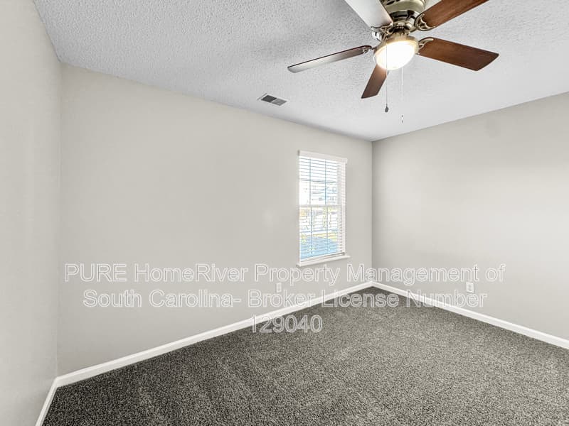 Lexington House: 108 Flyer Ct