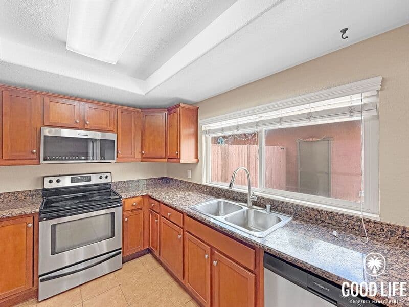 Escondido Condo: 1407 N Broadway
