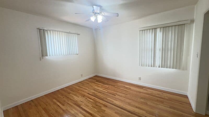 Glendora House: 427 E Haltern Ave