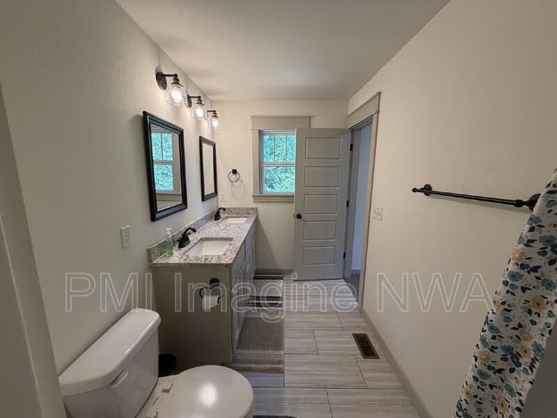 Bella Vista House: 54 Morvan Drive