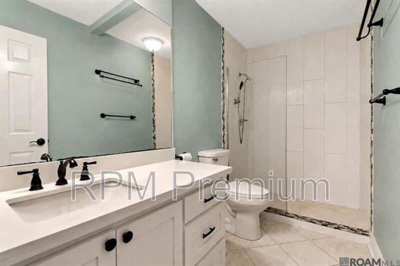Denham Springs House: 26137 Vincent Dr