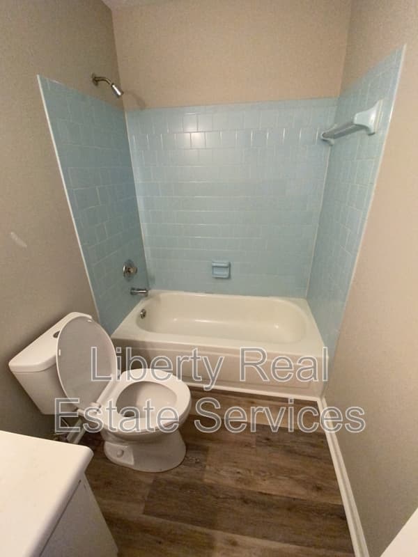 Hinesville House: 129 Deann Dr