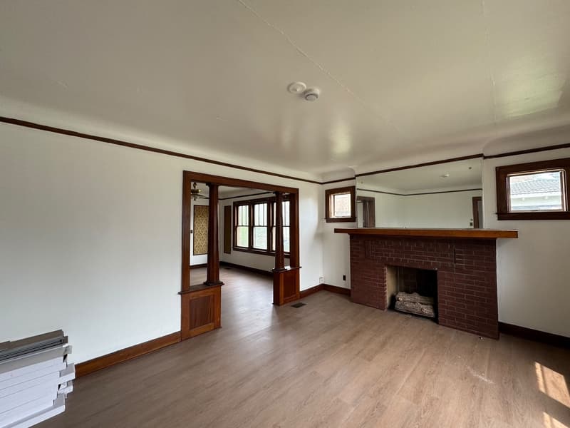 Detroit House: 11125 Cloverlawn Avenue