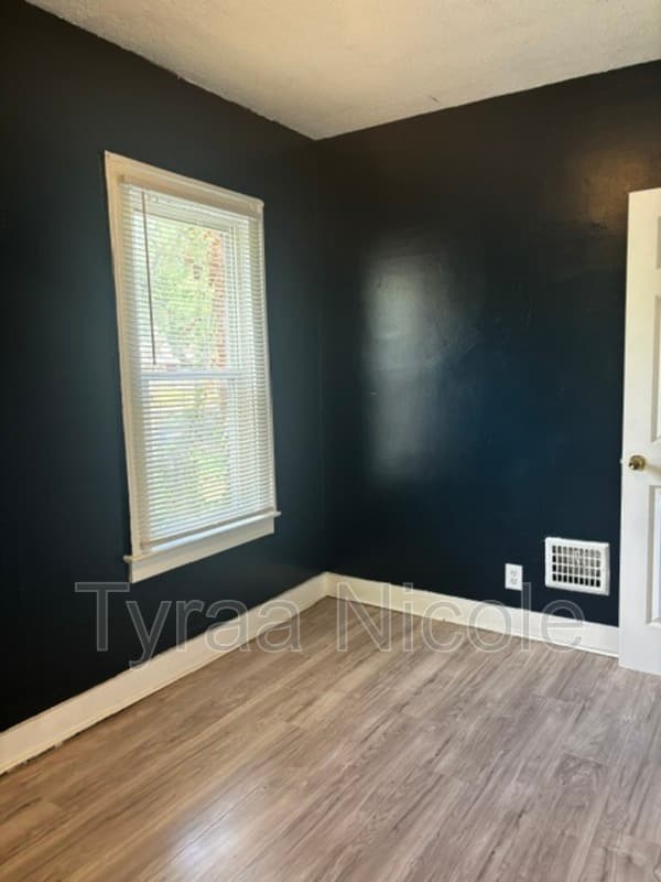 Detroit House: 15327 Snowden Street