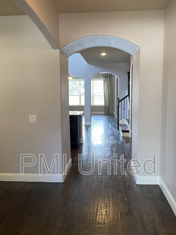 Fort Worth House: 4108 Volk Ct