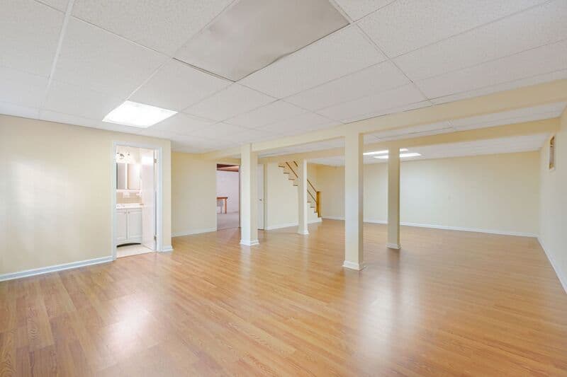 Fredericksburg House: 5 Delahay Dr