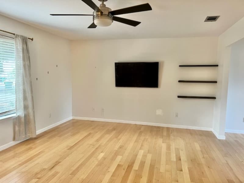 Niceville House: 118 Beverly Drive