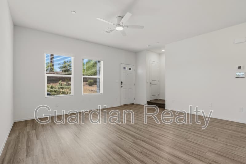 Henderson Townhome: 503 Blue Ridge Cove Ct