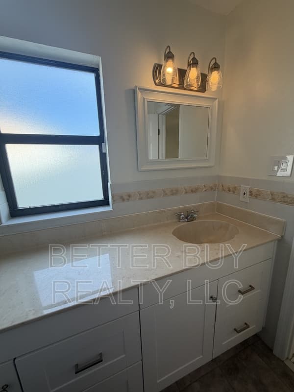 Flagler Beach House: 337 North 10th Street