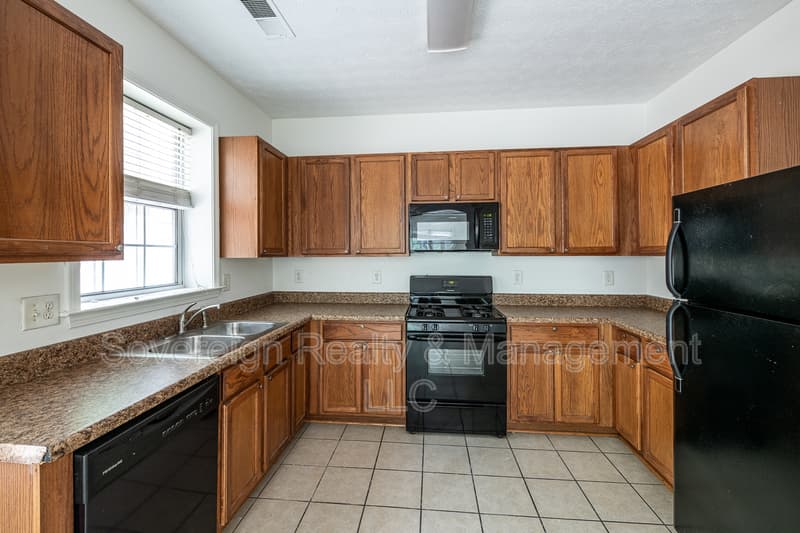 Atlanta Townhome: 1659 Jackson Sq NW