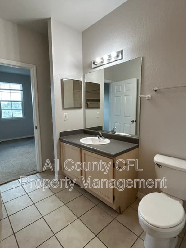 Orlando Condo: 6627 Queens Borough Ave