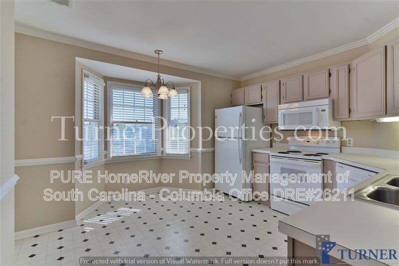 West Columbia House: 103 New Brookland Place