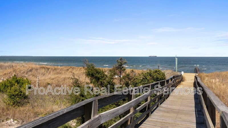 Norfolk Condo: 1415 East Ocean View Avenue - I