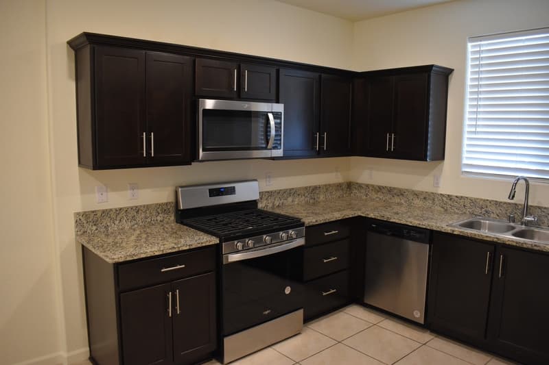 Merced House: 260 Shafer Avenue