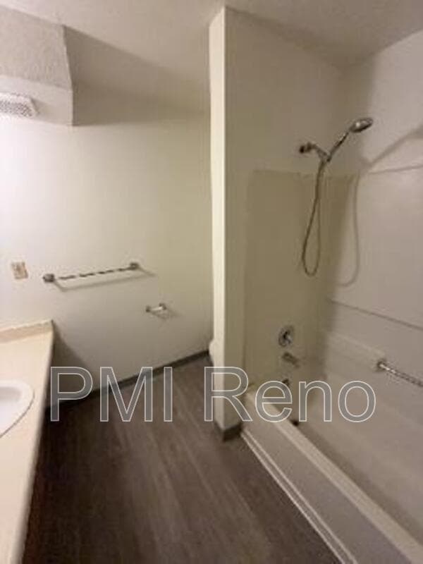 Reno Condo: 160 Park Street