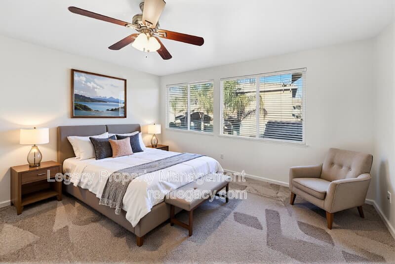 Fairfield House: 5085 Lockie Ln