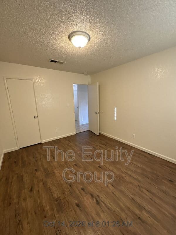 Corcoran Condo: 2004 North Ave