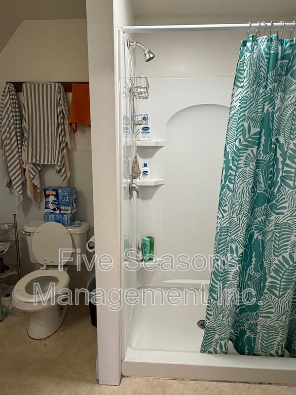 Burlington Condo: 77 North Union st - 4