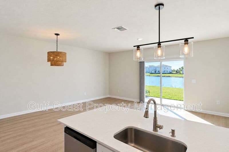 Lakewood Ranch Townhome: 18528 Buckskin Dr