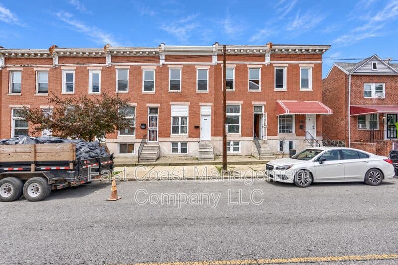 Baltimore House: 2620 E Preston St