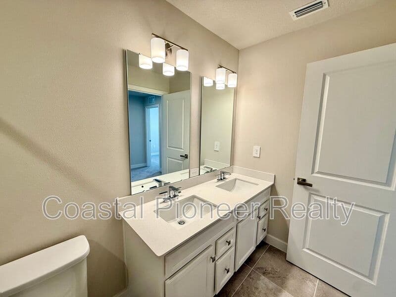 Lakewood Ranch House: 12506 Amber Creek Cir