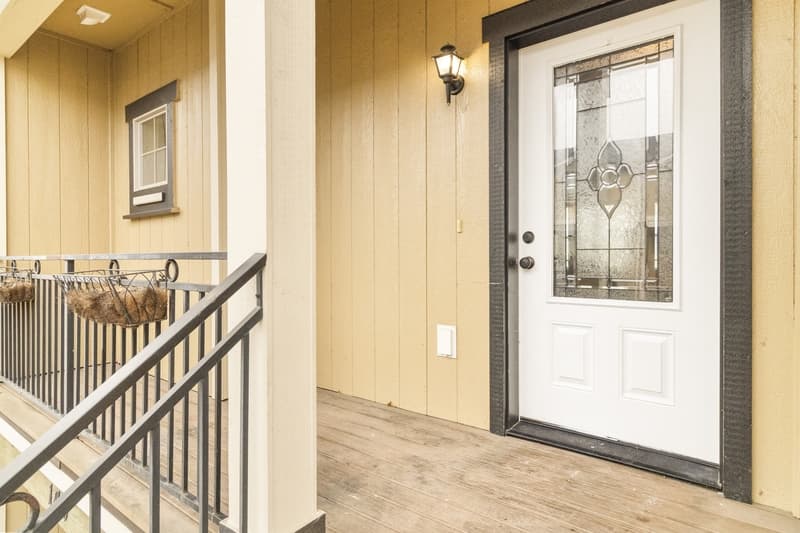 Lakewood Condo: Gravelly Lake Townhomes 8911 Gravelly Lake Dr SW - 116