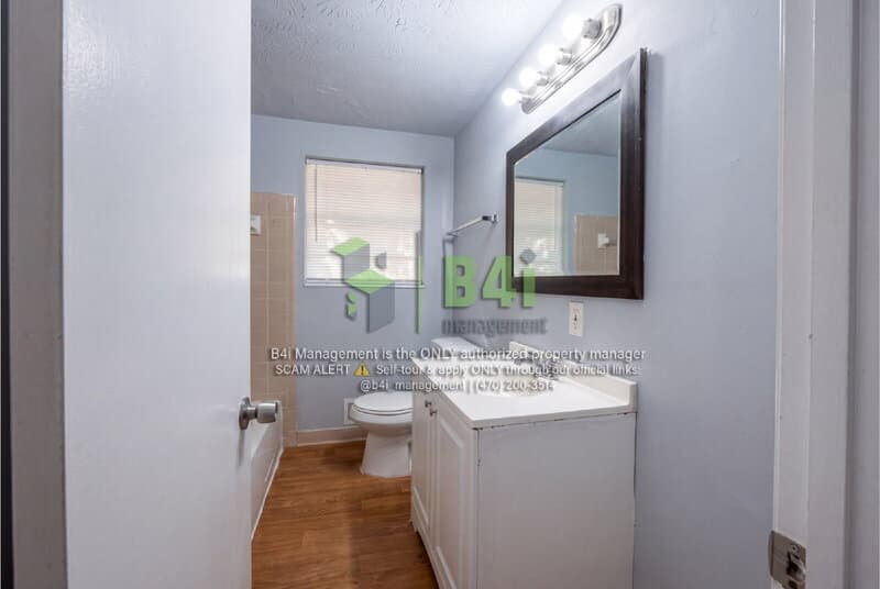 Douglasville House: 6331 Garnet Drive