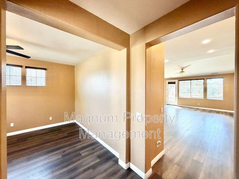 Lake Elsinore House: 34089 Dianthus Ln