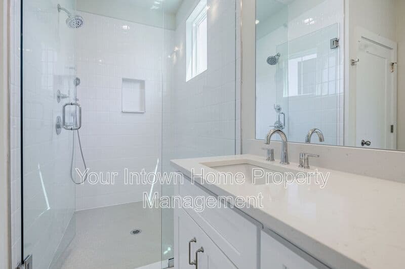 Atlanta Townhome: 1132 W. Marietta Street