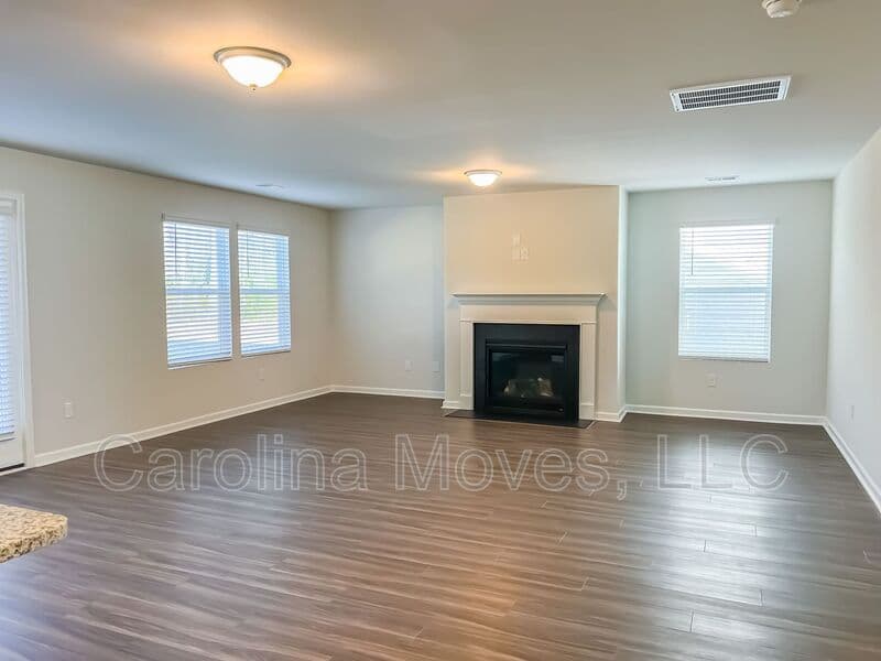 Inman House: 345 Carramore Drive