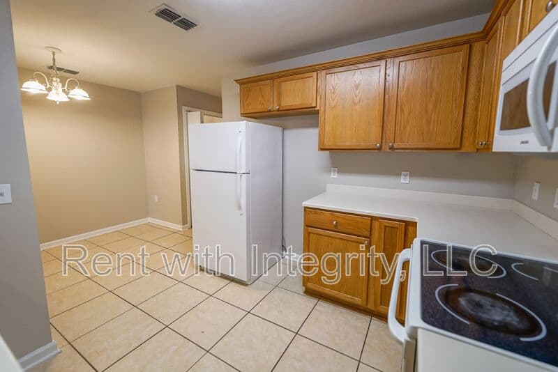 Tallahassee Condo: 241 Dixie Drive
