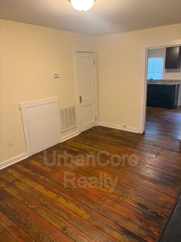 Richmond Condo: 627 N 27th St