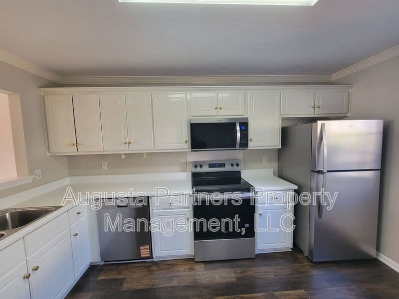 Evans House: 117 Palmer Ct